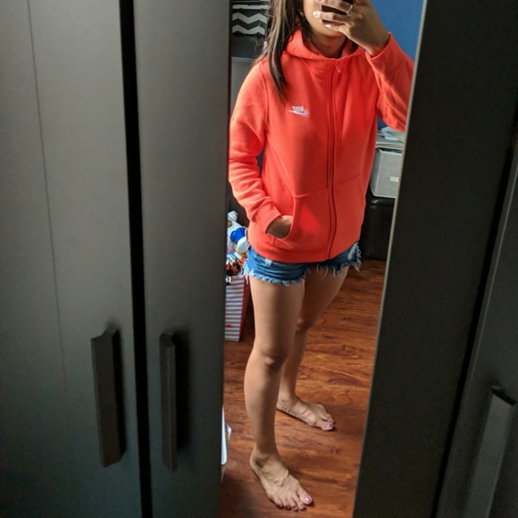 🔥Last one! Nike Red Orange Hoodie - Picture 6 of 7